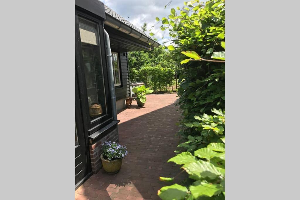 Uniek Houten Huis Nabij Bos En Plassen Hollandsche Rading المظهر الخارجي الصورة